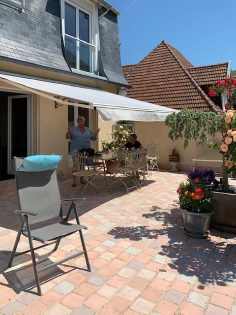 Appartement Terrasse Face Mer Villerville Esterno foto
